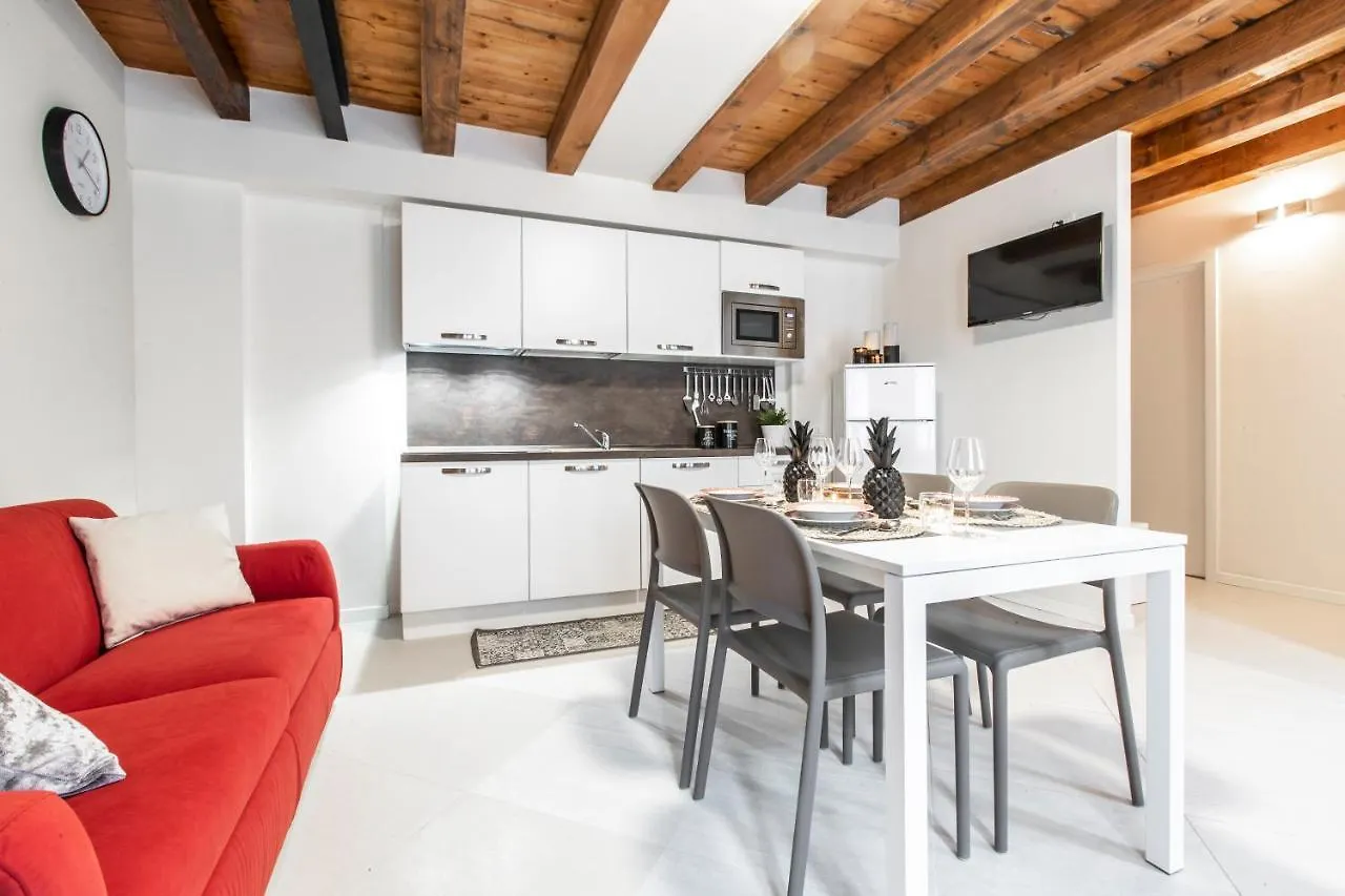 Venetian Superior Apartment R&R