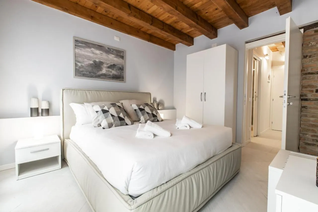 Venetian Superior Apartment R&R 0*, Venedig